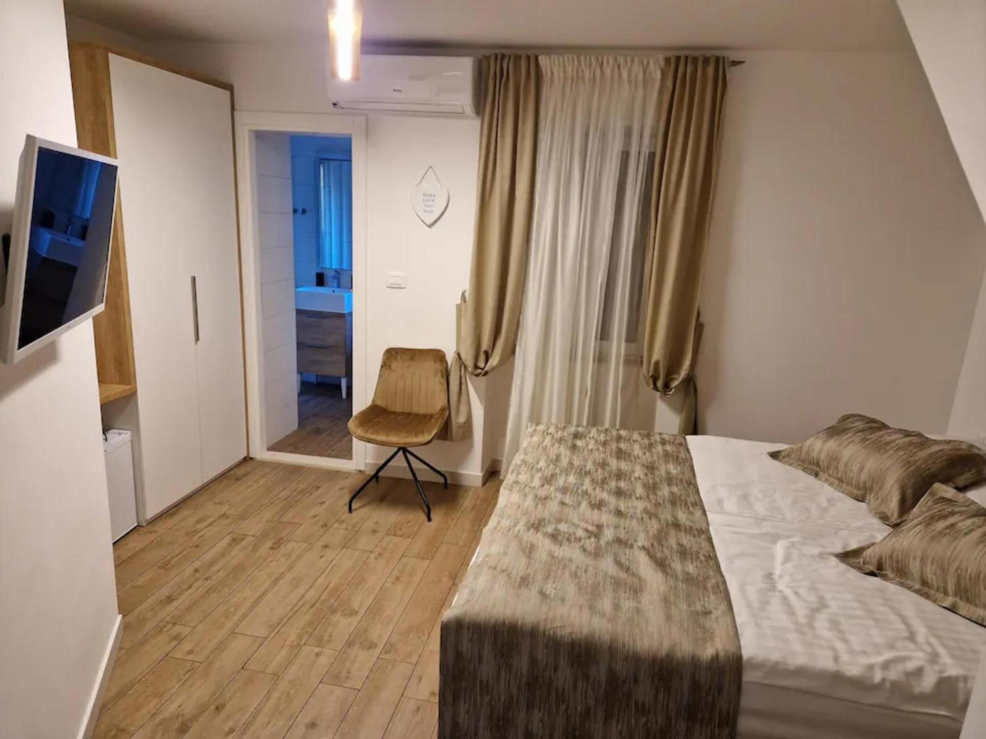 Guesthouse Bepa Spalato Esterno foto
